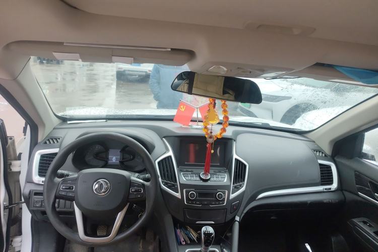 Used Dongfeng Aeolus AX7 2016 2.0L Manual Zhuyue Model Center Console