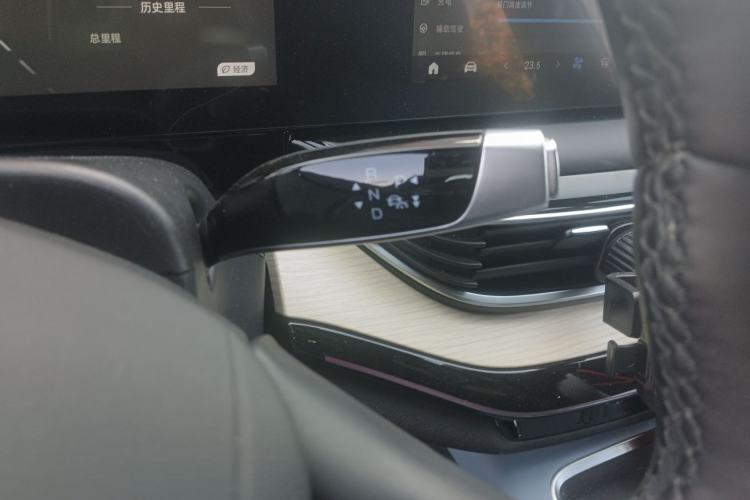 Used Chery New Energy eQ7 2023 512 km Max Gear Lever