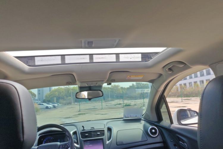 Used Chevrolet Trax 2016 1.4T Automatic Two-Wheel Drive Luxury Version Headliner