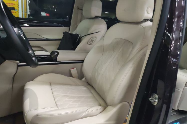 Used Buick GL8 2021 Avenir Aivia Six-Seat Luxury Edition
