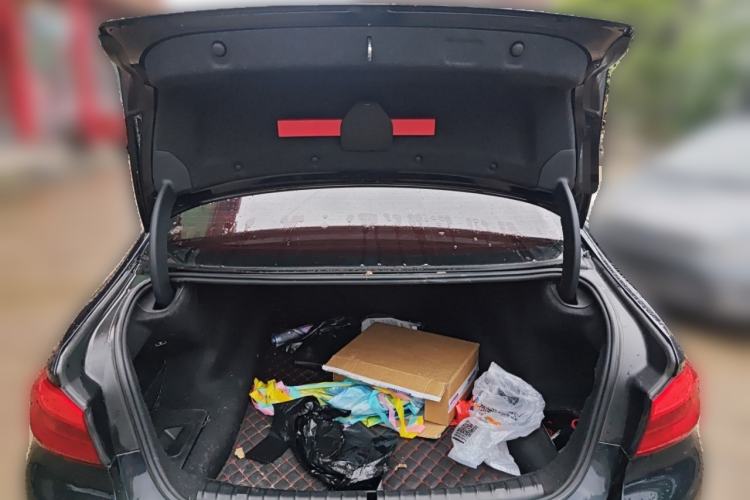 Used BMW 5 Series 2018 525Li M Sport Package Trunk