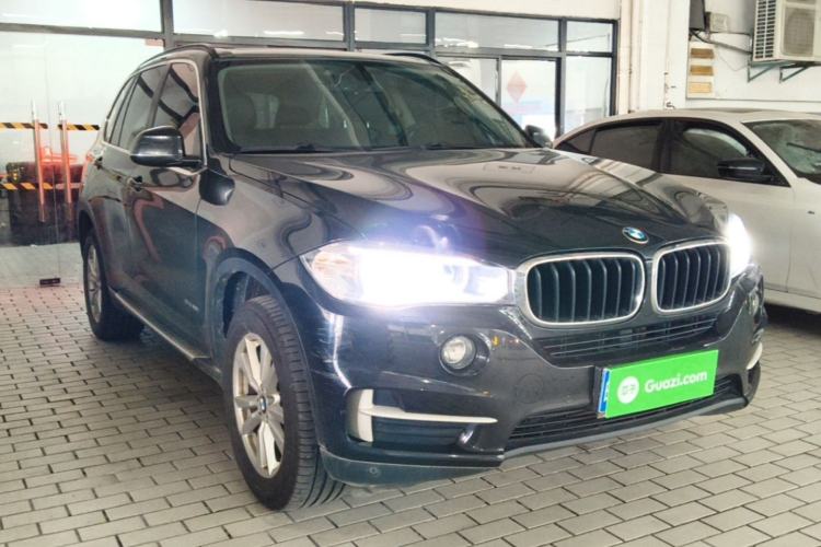 Used BMW X5 2015 xDrive28i
