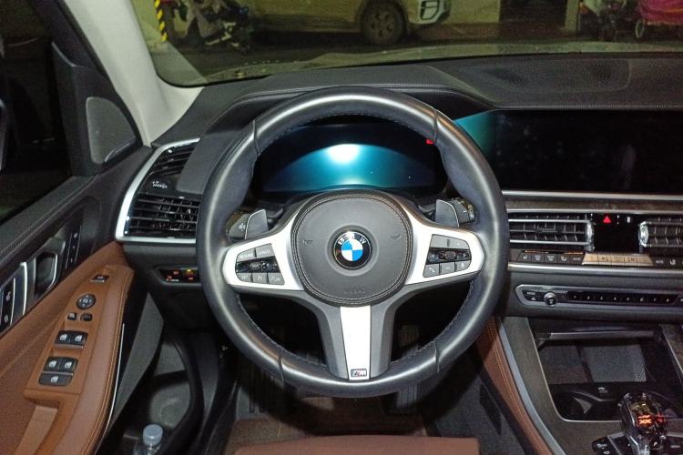 Used BMW X5 2022 xDrive40i M Sport Package
