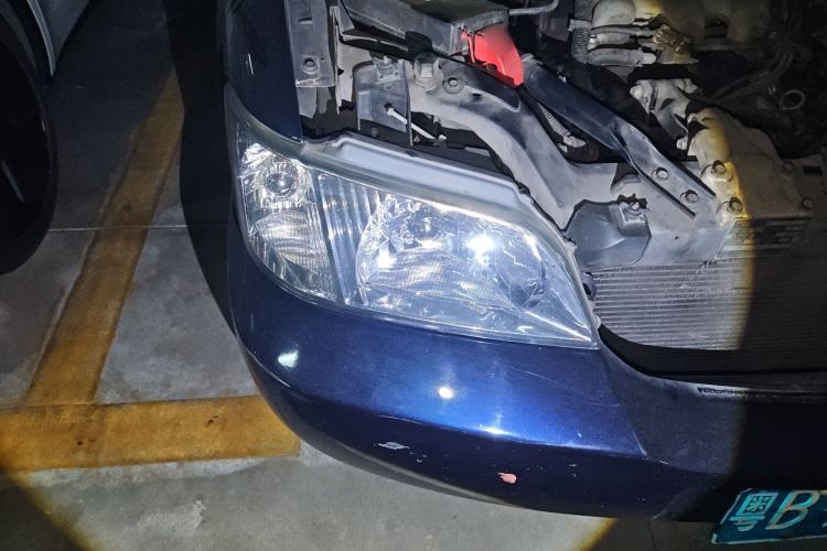 Used Buick GL8 2005 2.5L CT1 Comfort Model Right Front Headlight