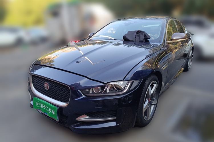 Used Jaguar XE 2017 2.0T 200 PS R-Sport Guazi used car, China used car export, Used car for sale, Used Jaguar cars, Cheapest cars for sale