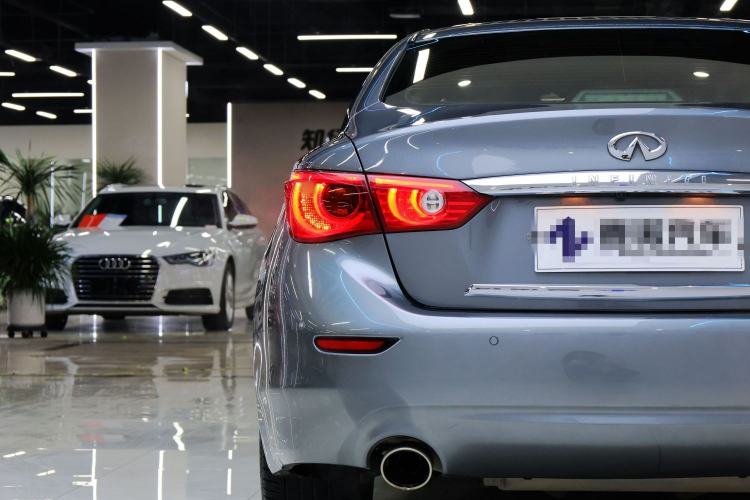 Used Infiniti Q50 2014 3.7L Luxury Sport Edition Exterior 5