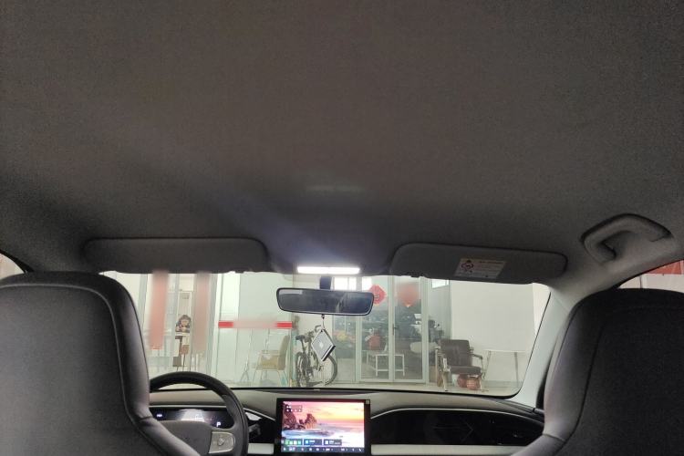 Used Geely Galaxy Geome 2025 410 km Free Version