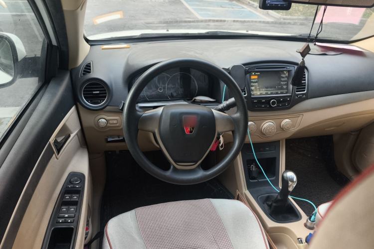 Used Roewe 350 2015 1.5L Manual Luxury Sunroof Edition