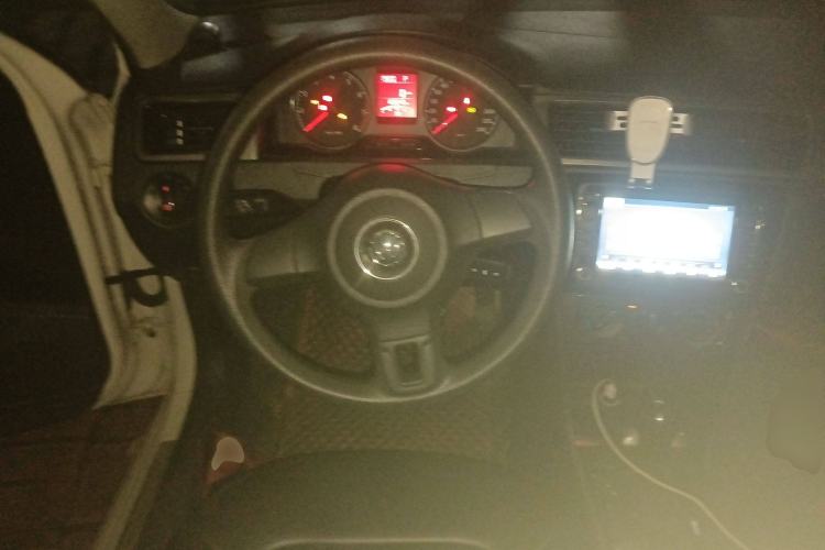 Used Volkswagen Santana 2015 1.6L Automatic Comfort Edition
