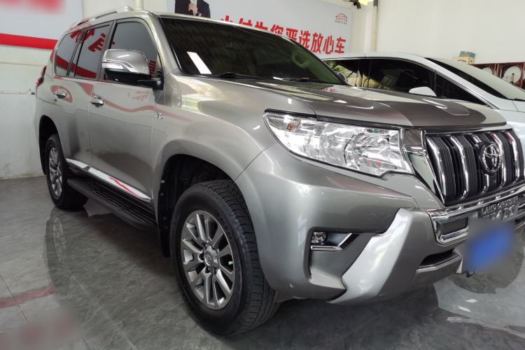 Used Toyota Prado 2018 4.0L TXL Dual Airbags External Mount – Middle East
