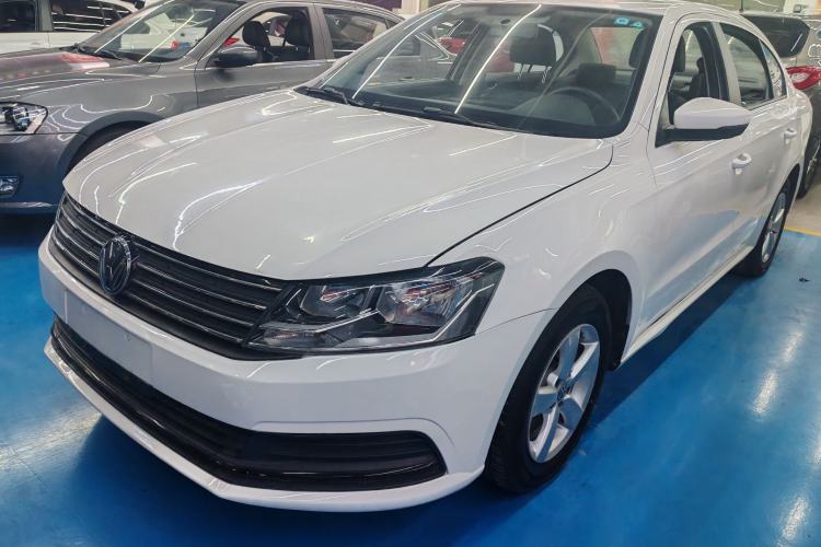 Used Volkswagen Lavida 2015 1.6L Manual Fashion Edition