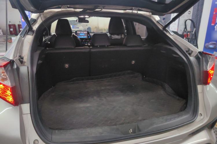 Used Toyota C-HR 2020 2.0L Leading Edition