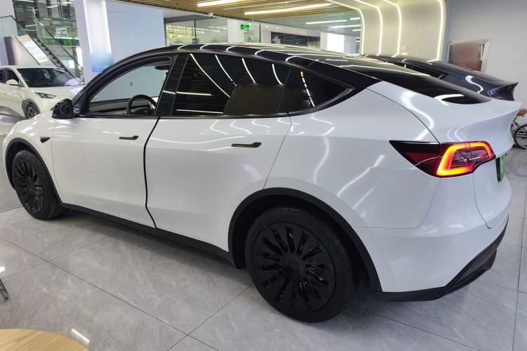 Used Tesla Model Y 2024 Rear-Wheel-Drive Version