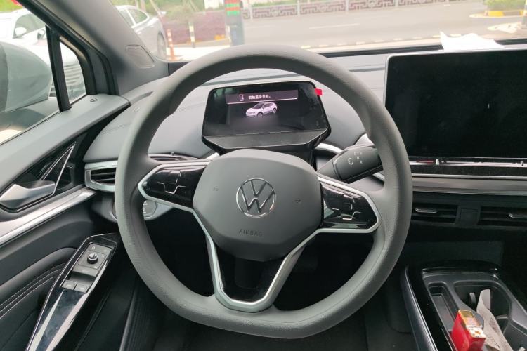 Used Volkswagen ID.4 CROZZ 2025 Pure Edition Steering Wheel