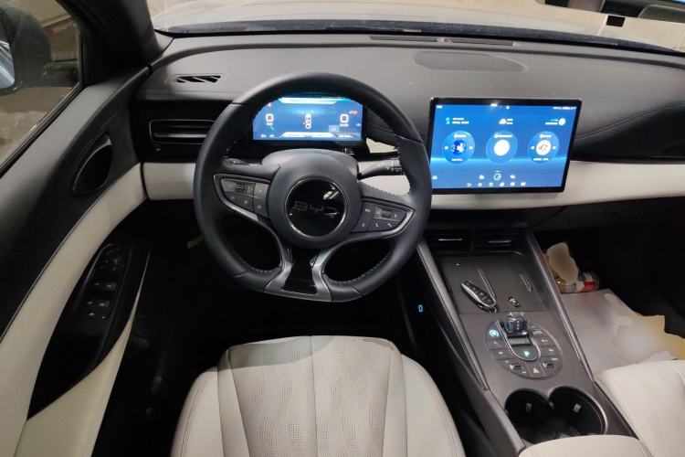 Used BYD Seal 06 New Energy 2024 DM-i 120KM Luxury Model Steering Wheel