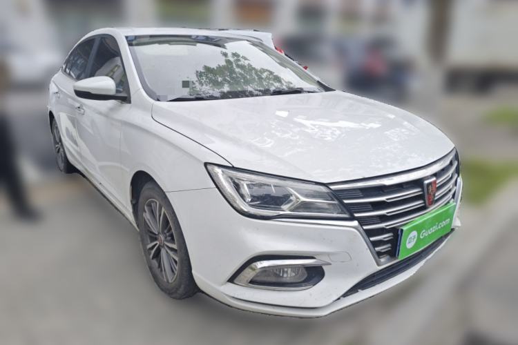 Used Roewe i5 2019 1.5L Manual 4G Connect Leehao Flagship Edition Front Right 45 Deg