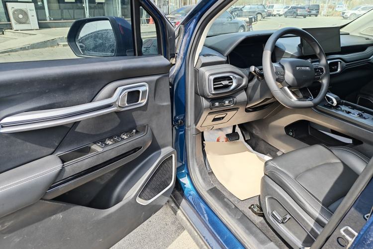 Used Radar Horizon 2023 410 km Entrepreneur Edition Interior 3