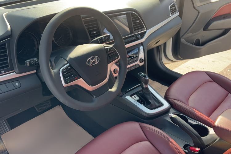 Used Hyundai Elantra (6th Generation / Lingdong) 2016 1.6L Automatic ZhiXuan – Elite Version Interior 7