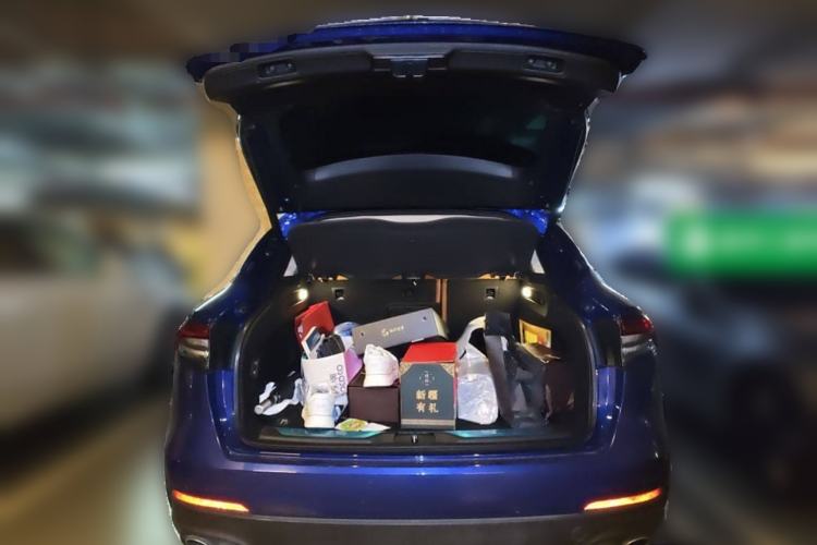 Used Maserati Levante 2021 3.0T Standard Edition Trunk