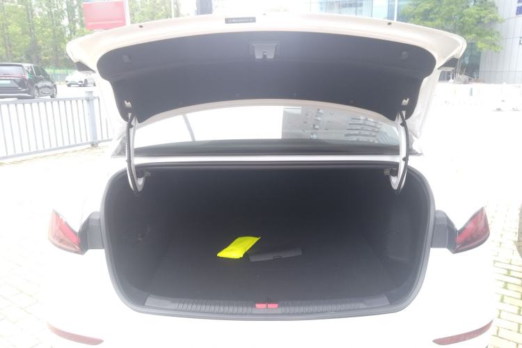 Used Roewe D7 2025 DMH 125km World Champion Edition Trunk