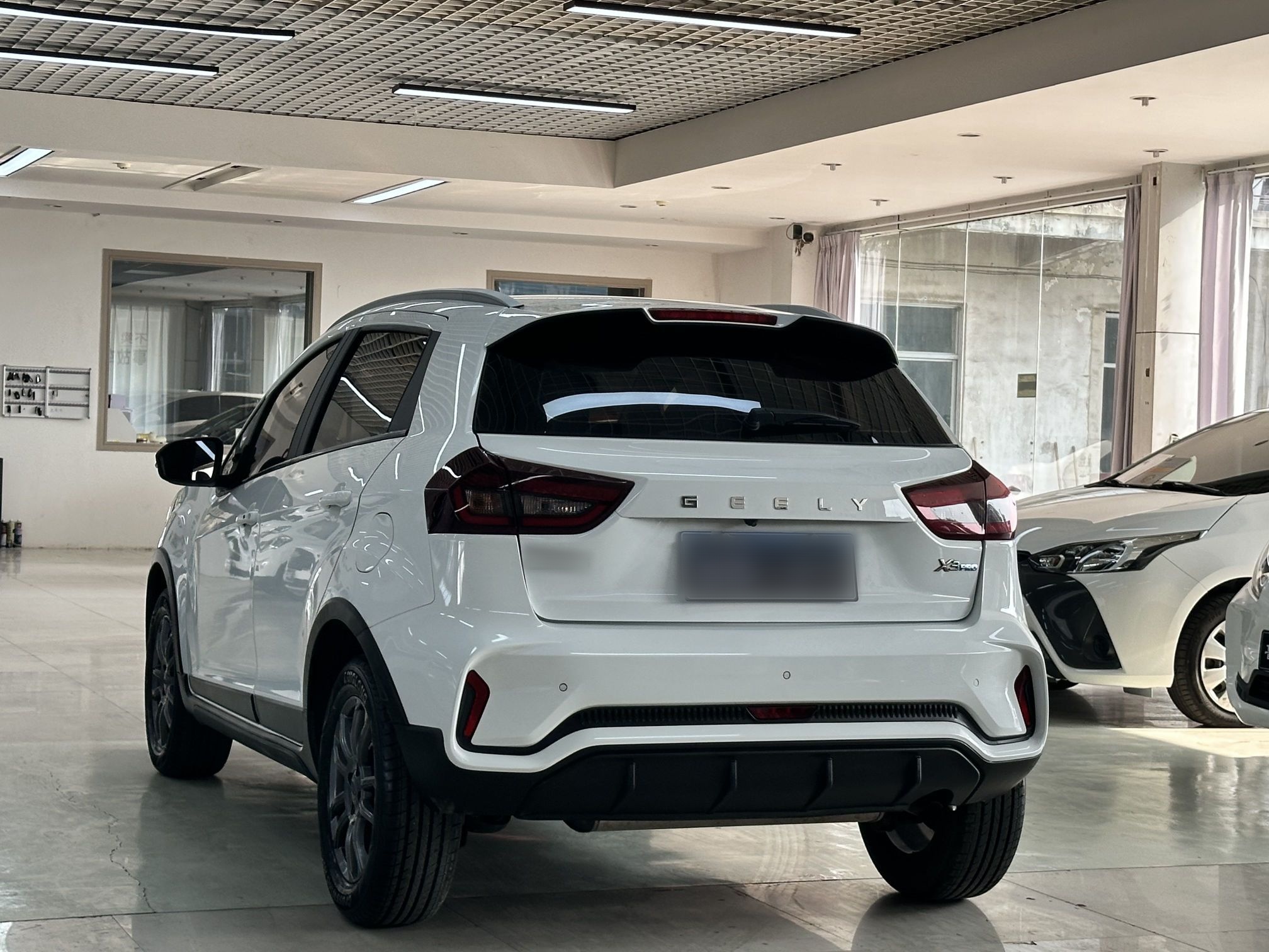 Geely Auto Vision X3 2021 PRO 1.5L CVT Deluxe Model — снимка 6