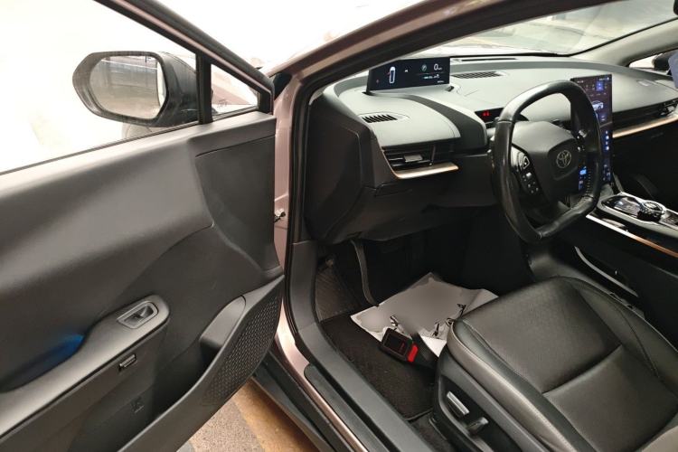 Used Toyota bZ3 2023 616 km Long-Range Premium
