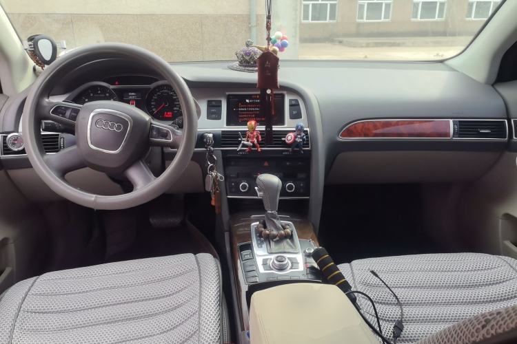 Used Audi A6L 2011 2.0 TFSI automatic Comfort trim
