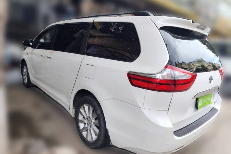 Used Toyota SIENNA 2015 3.5L 4WD LE Gasoline U.S. Specification