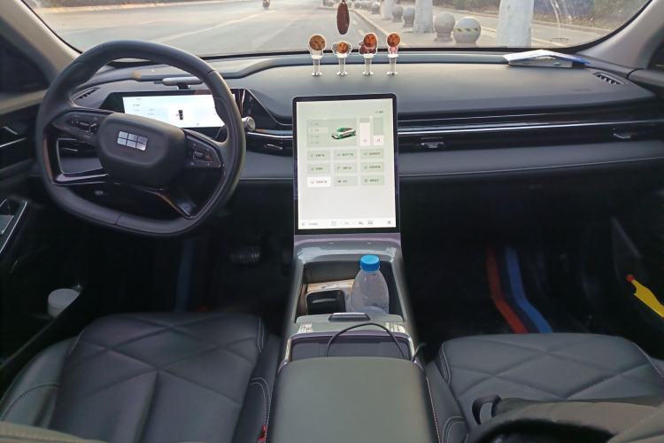 Used Geely Galaxy L6 2024 125km PLUS Dragon Edition