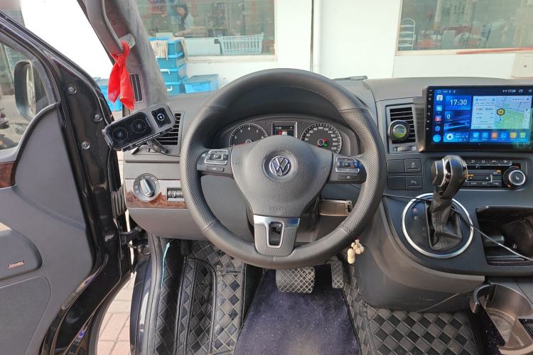 Used Volkswagen Multivan 2014 2.0 TSI Four-Wheel-Drive Executive Edition
