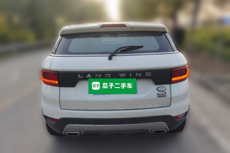 Used Land X7 2015 2.0T Panoramic Prestige Edition Rear