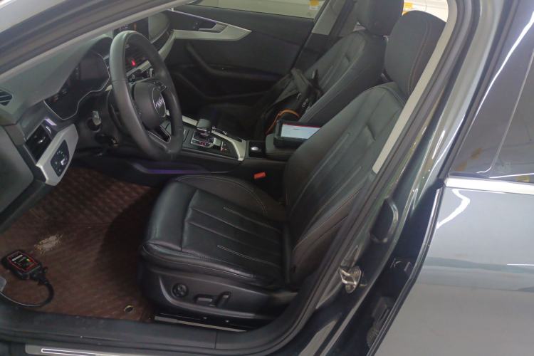 Used Audi A4L 2022 40 TFSI Luxury Prestige Edition
