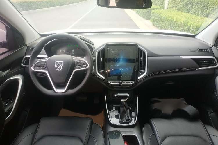 Used Baojun 530 2020 1.5T CVT Prestige Connected Version 6 Seats