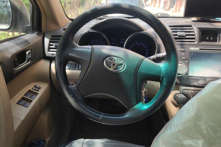 Used Toyota Highlander 2012 2.7L 2WD 5-Seater Elite Edition
