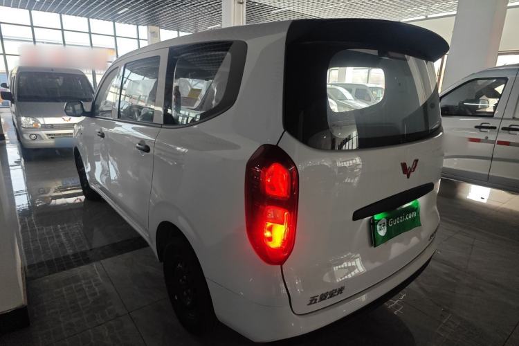 Used Wuling Hongguang New Energy 2024 All-Electric Model 300KM Practical Version Exterior 2