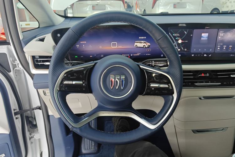 Used Buick Century 2023 2.0T Six-Seater Yinshi Edition Steering Wheel