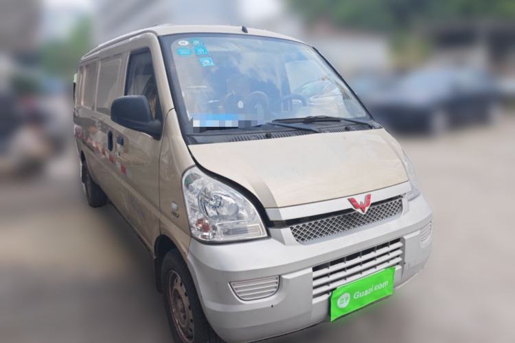Used Wuling Rongguang 2019 1.5L Extended-Body Van Base Model with 2 Seats Front Right 45 Deg