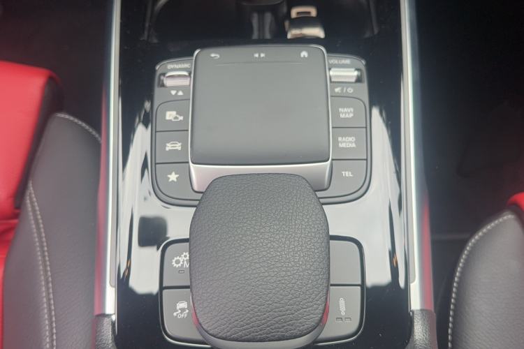 Used Mercedes-Benz GLB AMG 2022 AMG GLB 35 4MATIC Interior 5