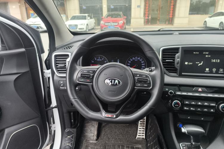 Used Kia KX5 2017 1.6T Automatic Two-Wheel Drive 15th Anniversary Special Edition DLX
