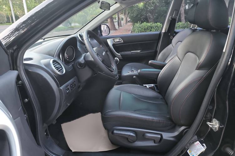 Used Haval H6 2016 Upgraded Model 1.5T Manual Two-Wheel Drive Elite Version