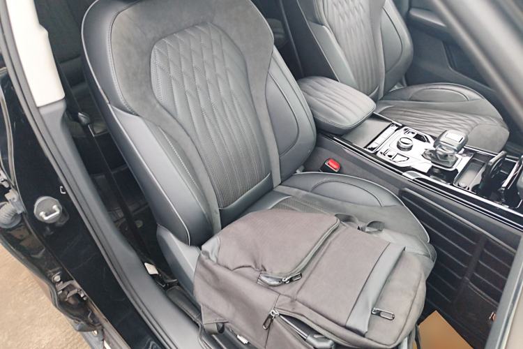 Used Hongqi HS5 2022 Revised Version 2.0T Smart Connect Flagship Edition Right Front Seat