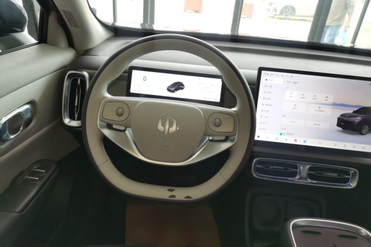 Used Leapmotor B10 2025 510 Joyful Edition Steering Wheel