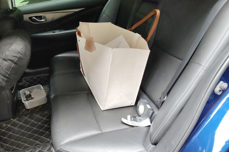 Used Infiniti Q50L 2018 2.0T Enjoyment Edition China V standard Left Rear Seat