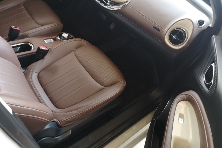 Used Wuling Bingo 2023 410 km Lingxi Deluxe Edition Right Front Seat