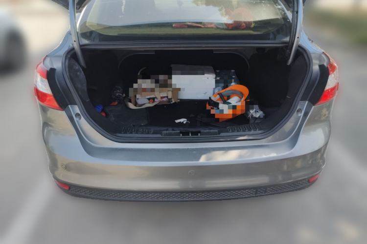 Used Ford Focus 2012 Sedan 1.6L Automatic Fashion Edition