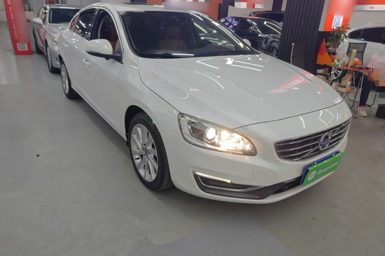 Used Volvo S60 2018 S60L T4 Zhiyuan Edition Exterior 1