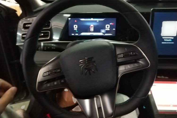 Used BYD Qin L 2024 DM-i 120KM Beyond Model Steering Wheel