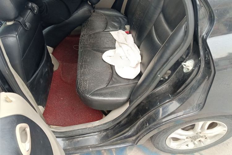 Used Everus S1 2011 1.3L Automatic Comfort Edition
