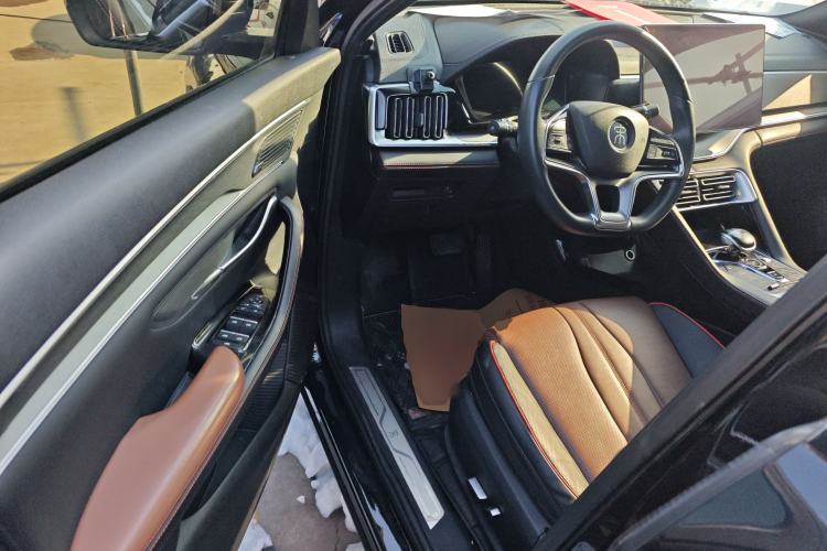 Used BYD Song PLUS New Energy 2021 DM-i 100KM Four-Wheel Drive Flagship PLUS
