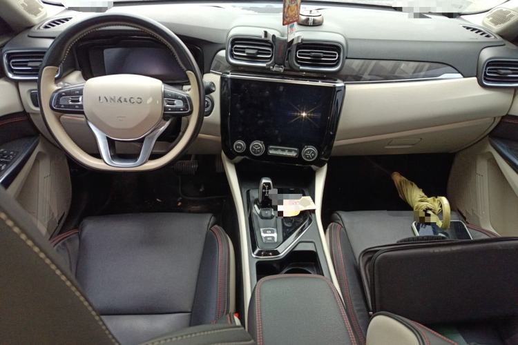 Used Lynk & Co 02 2018 1.5T DCT Two-Wheel Drive Zhaopu Version China V Standard
